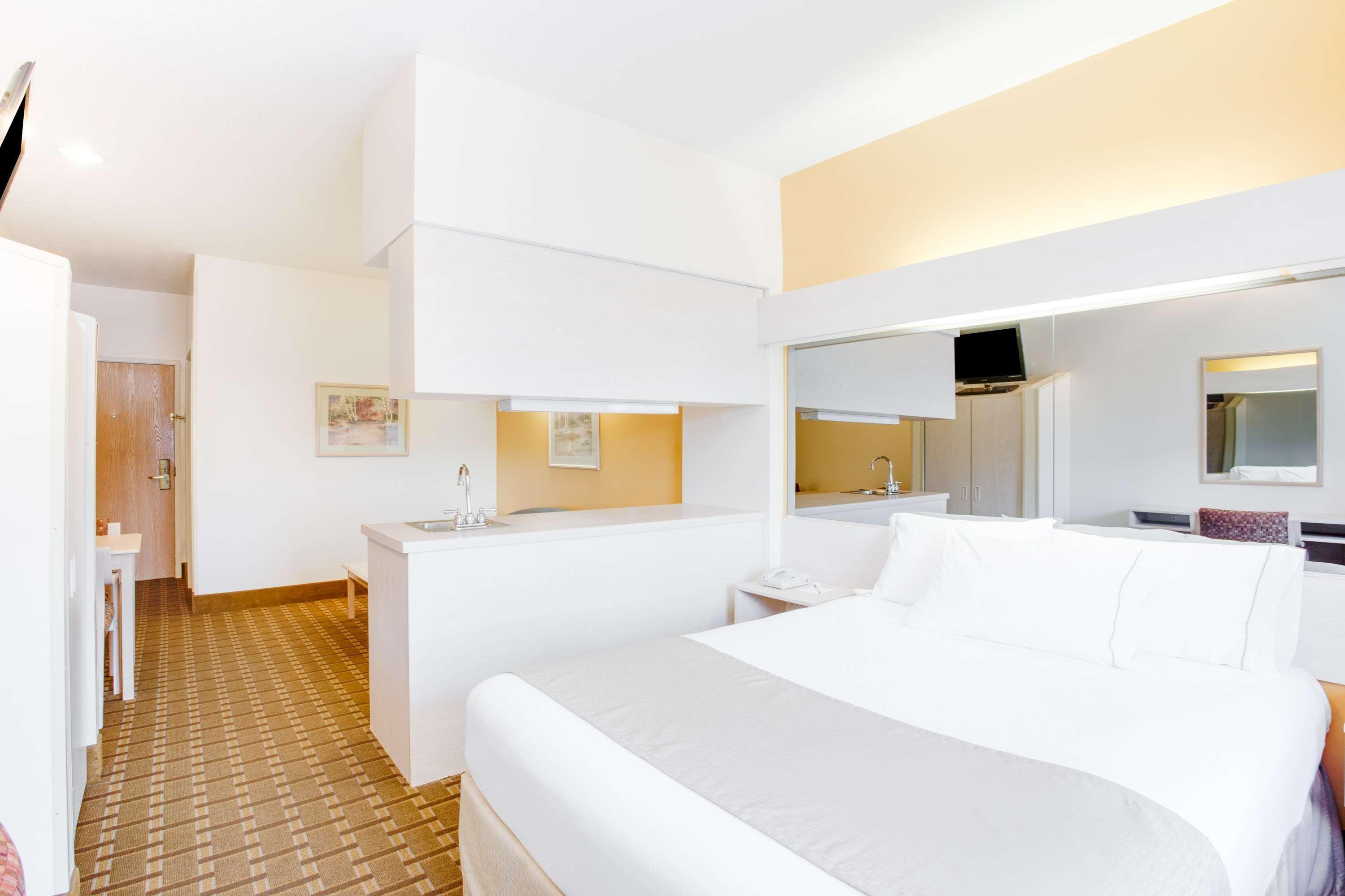 Surestay Hotel By Best Western Christiansburg Blacksburg Экстерьер фото