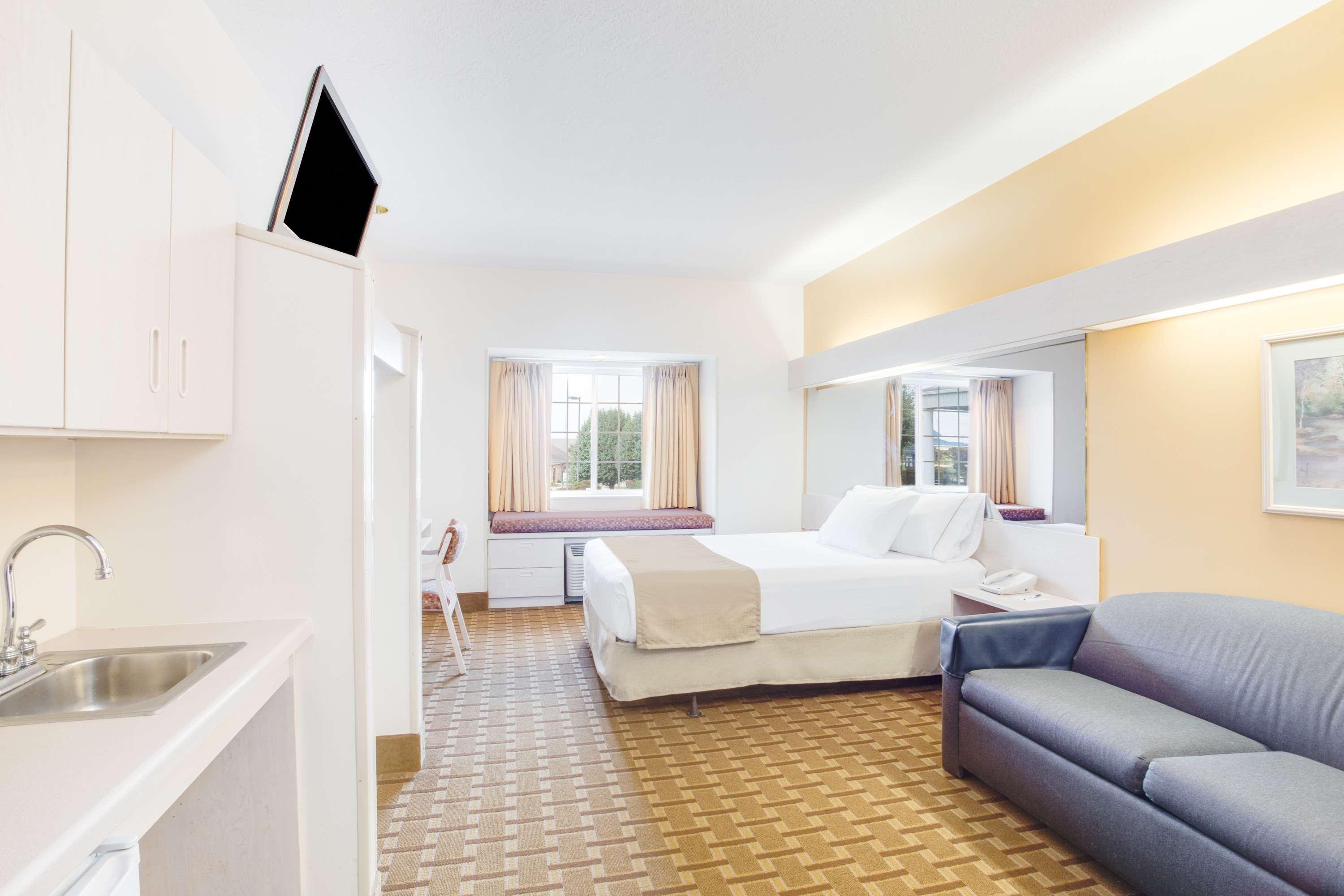 Surestay Hotel By Best Western Christiansburg Blacksburg Экстерьер фото